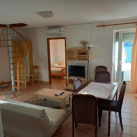 Apartamento Apartman Supetarska Draga Exterior foto